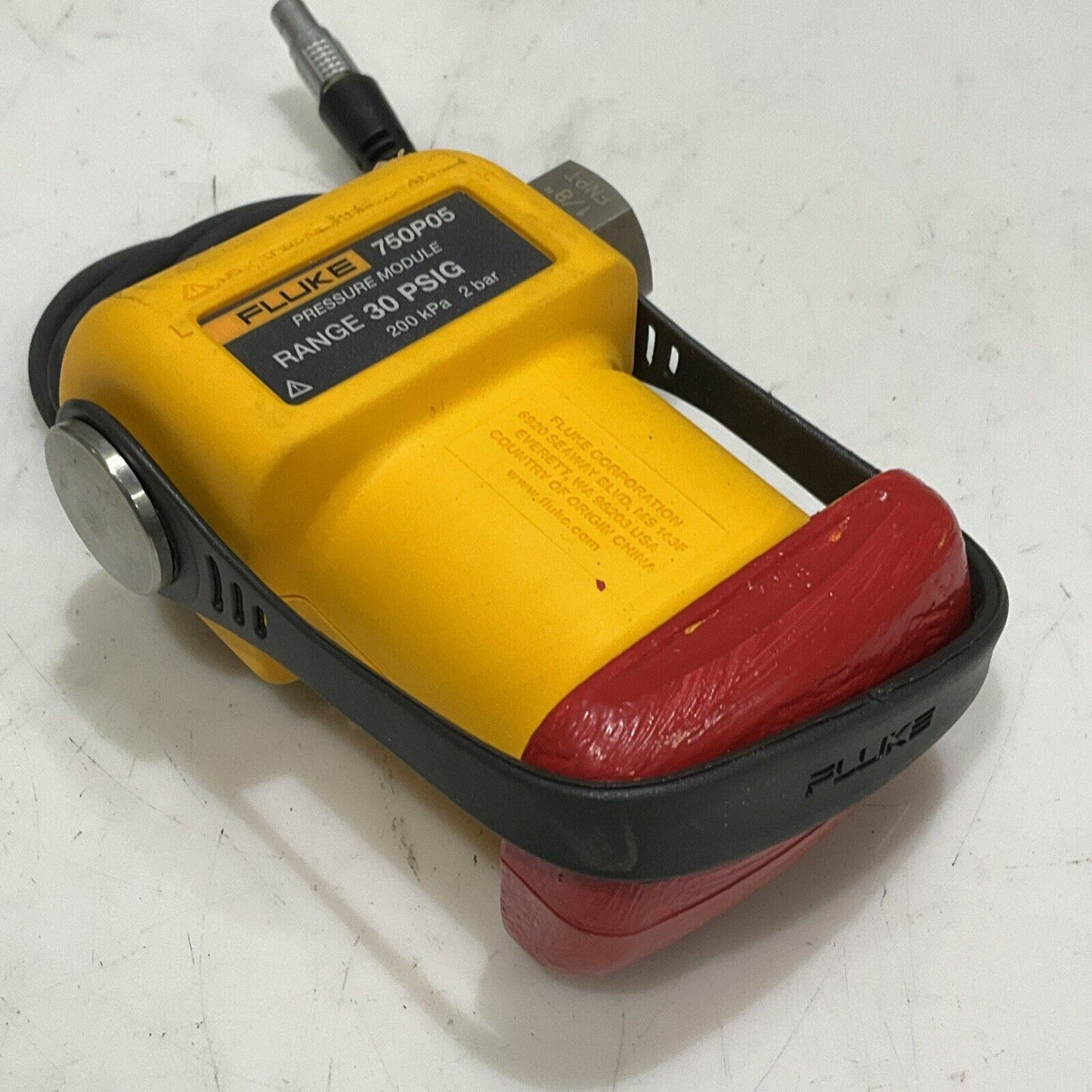 FLUKE 750P05 PRESSURE MODULE RANGE 30 PSIG 200 KPA 2 BAR S8M