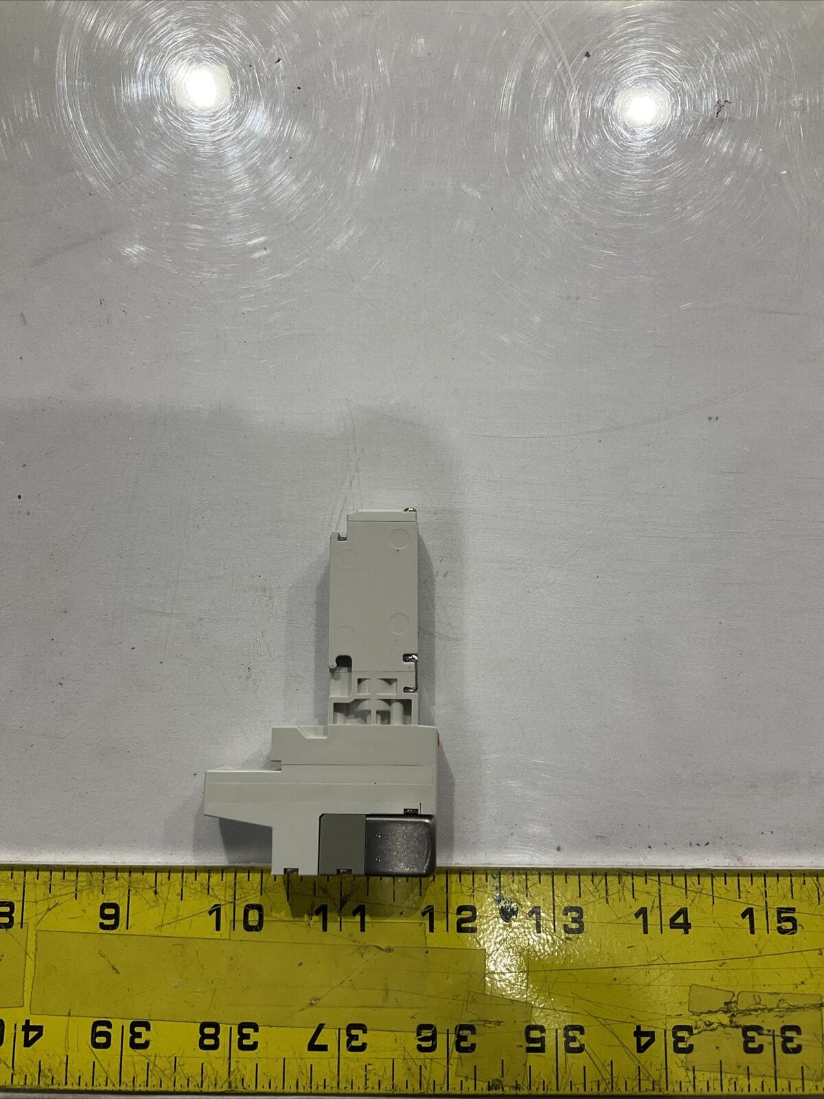 SMC VQ1101N-51 MANFOLD VALVE, RUBBER 24VDC LOT OF 4 U3S