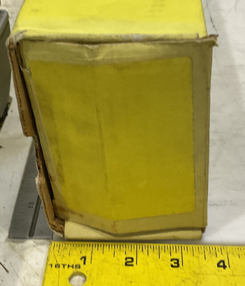 HUBBELL PBS 8 PENDANT PUSHBUTTON CONTROL STATION 876