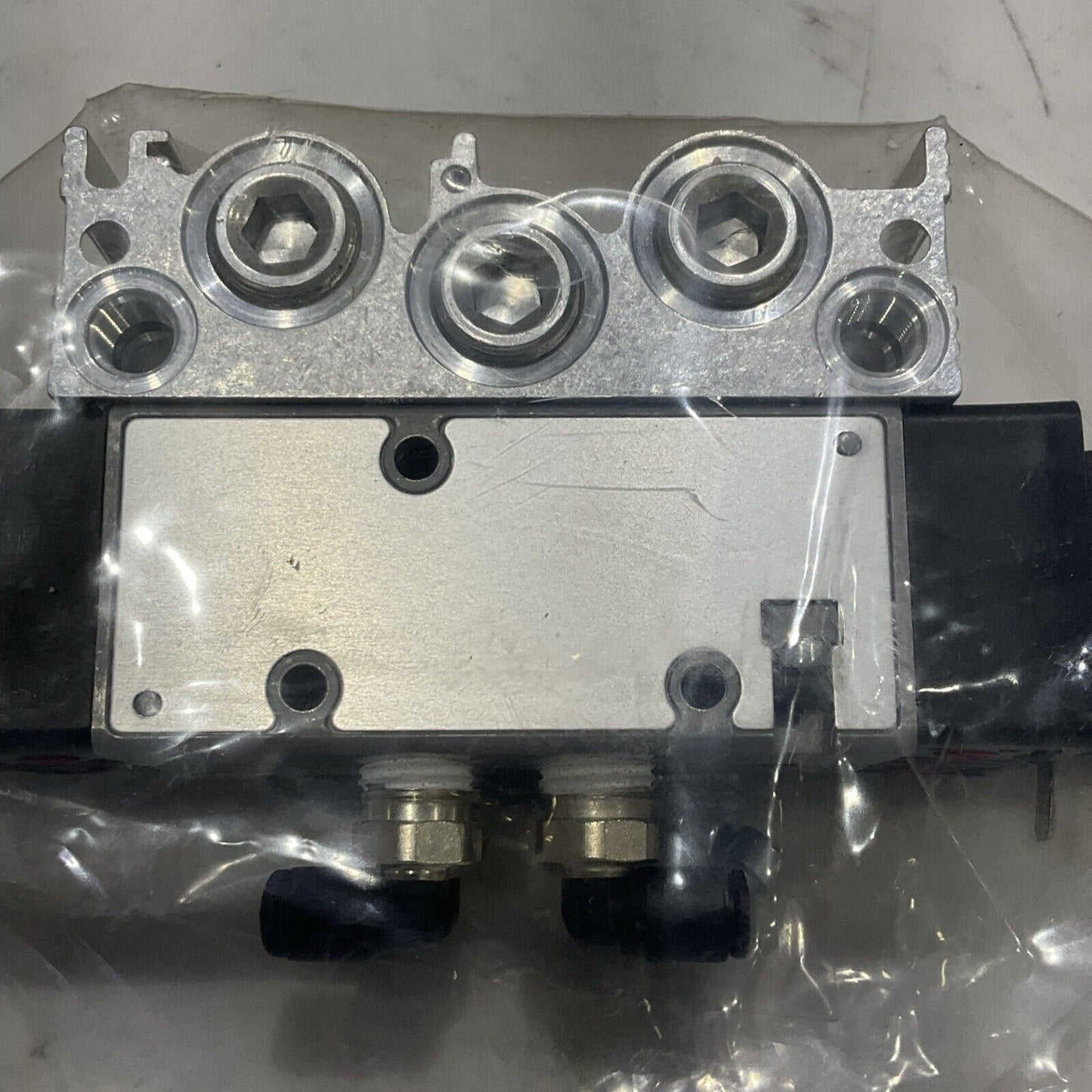 IMI NORGREN V61R511A-A213JA PNEUMATIC VALVE145 PSIG 14 F-122F U3S