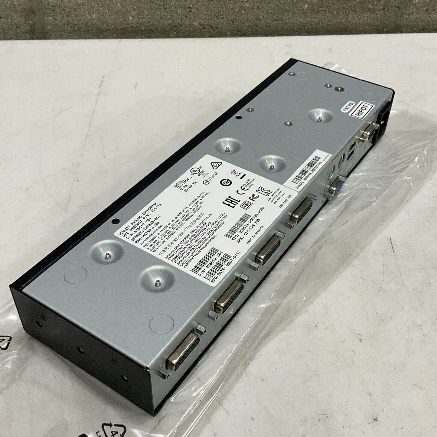 HEWLETT PACKARD 438612-001 KVM CONSOLE SWITCH KIT HP 1X4 USB/PS2 U3S