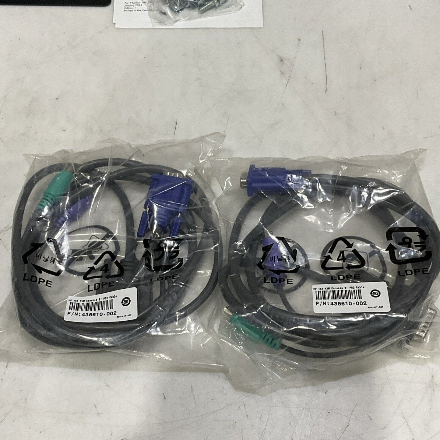 HEWLETT PACKARD 438612-001 KVM CONSOLE SWITCH KIT HP 1X4 USB/PS2 U3S