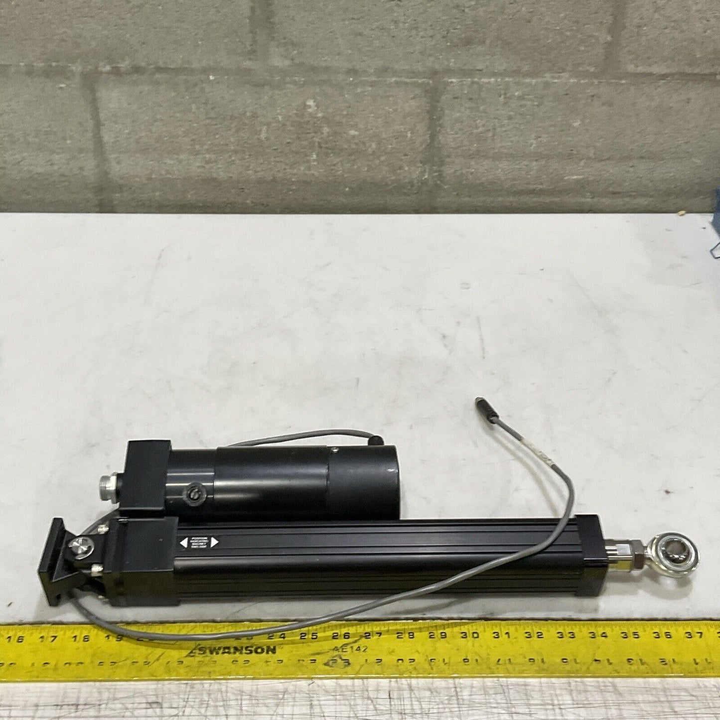 KOLLMORGEN 12-943434C LINEAR ACTUATOR W/ BRAKE 160V 2A U3S