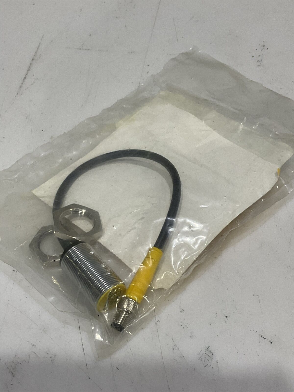 TURCK BI 5-G18K-AP6X-2.0M-PSG 3M/S90 4670479 INDUCTIVE SENSOR 10-30 VDC U3S