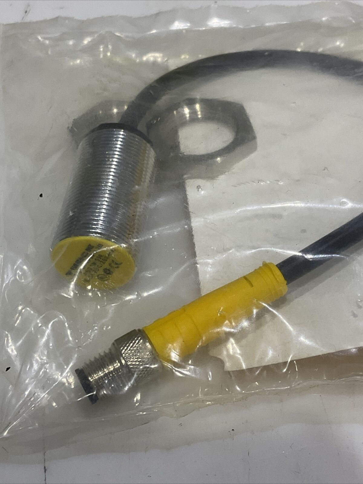 TURCK BI 5-G18K-AP6X-2.0M-PSG 3M/S90 4670479 INDUCTIVE SENSOR 10-30 VDC U3S