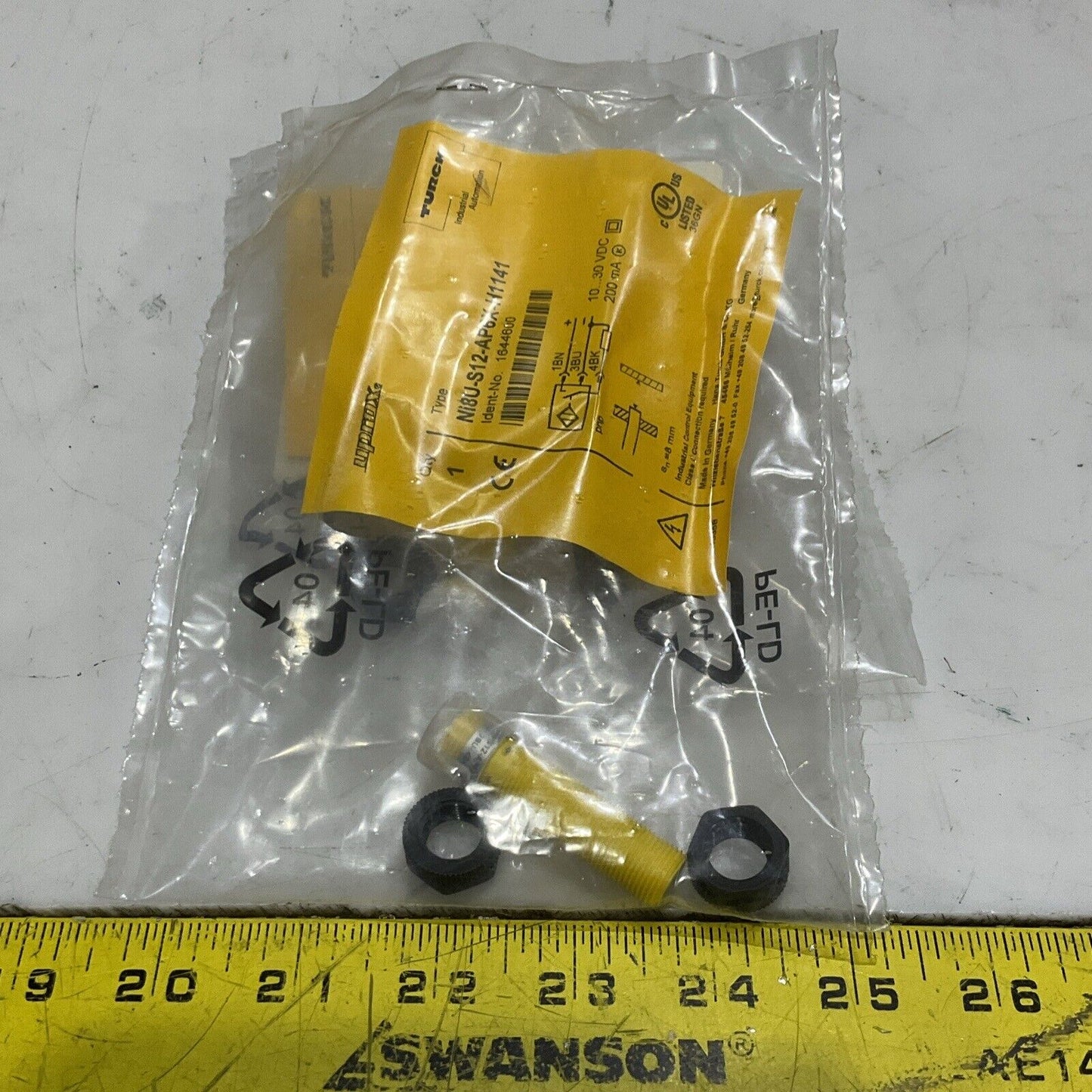 TURCK NI8U-S12-AP6X-H1141 INDUCTIVE SENSOR M12 10-30 VDC 200MA LOT OF 2 U3S