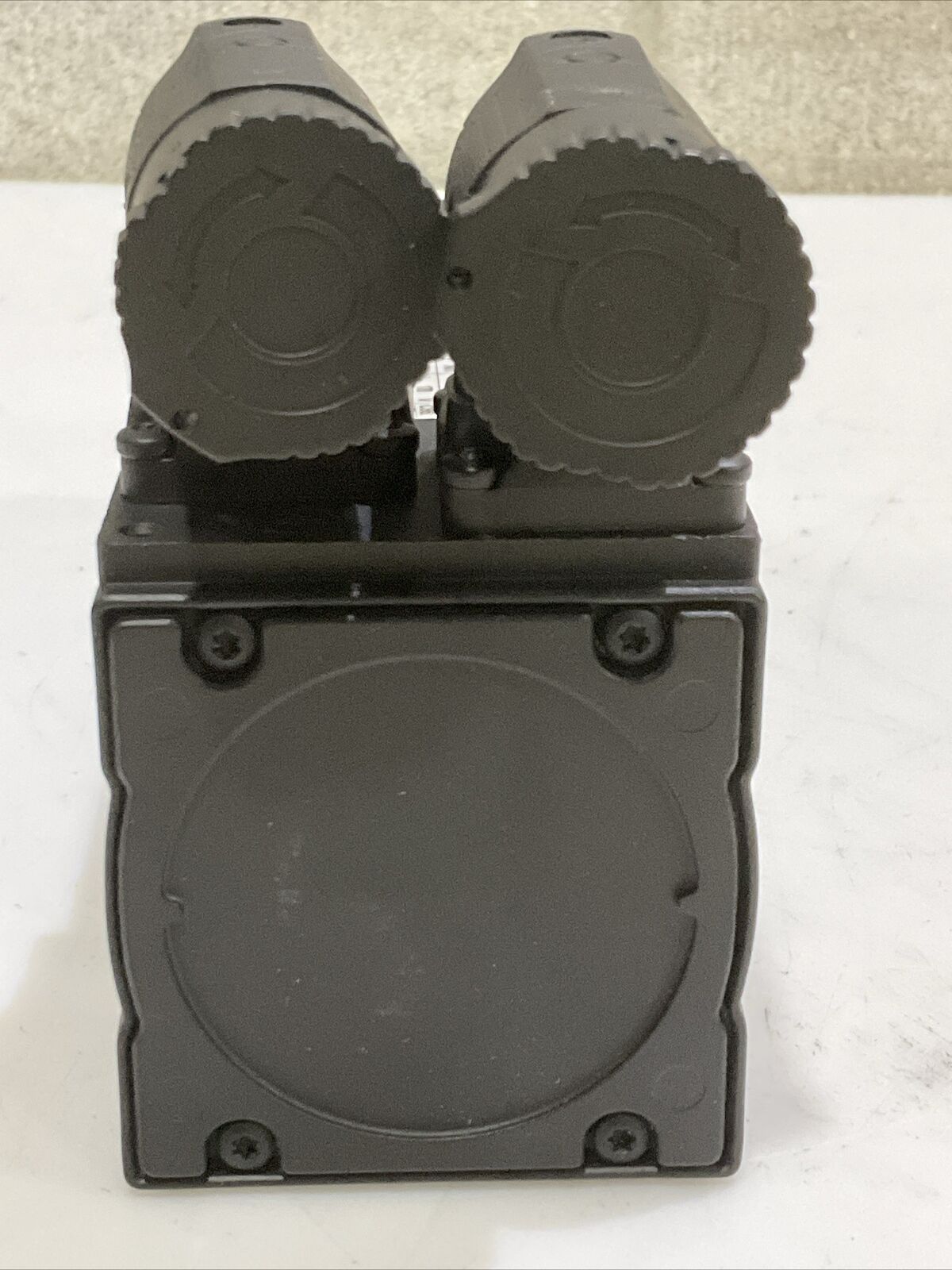 LENZE MCS 06160LRS0B0-A11N-ST5S00N-R0SU SERVO MOTOR 150V .75 KW 1 HP 400HZ U3S