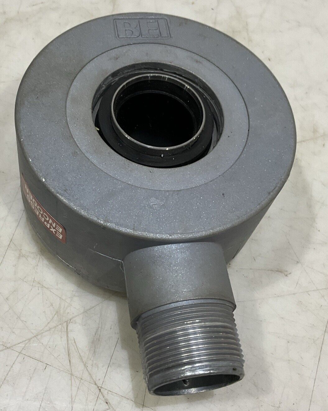 BEI SENSORS XHS35F-100-SS-2000-ABZC-28V/V-SM18 01070-113 EXPRESS ENCODER U4M