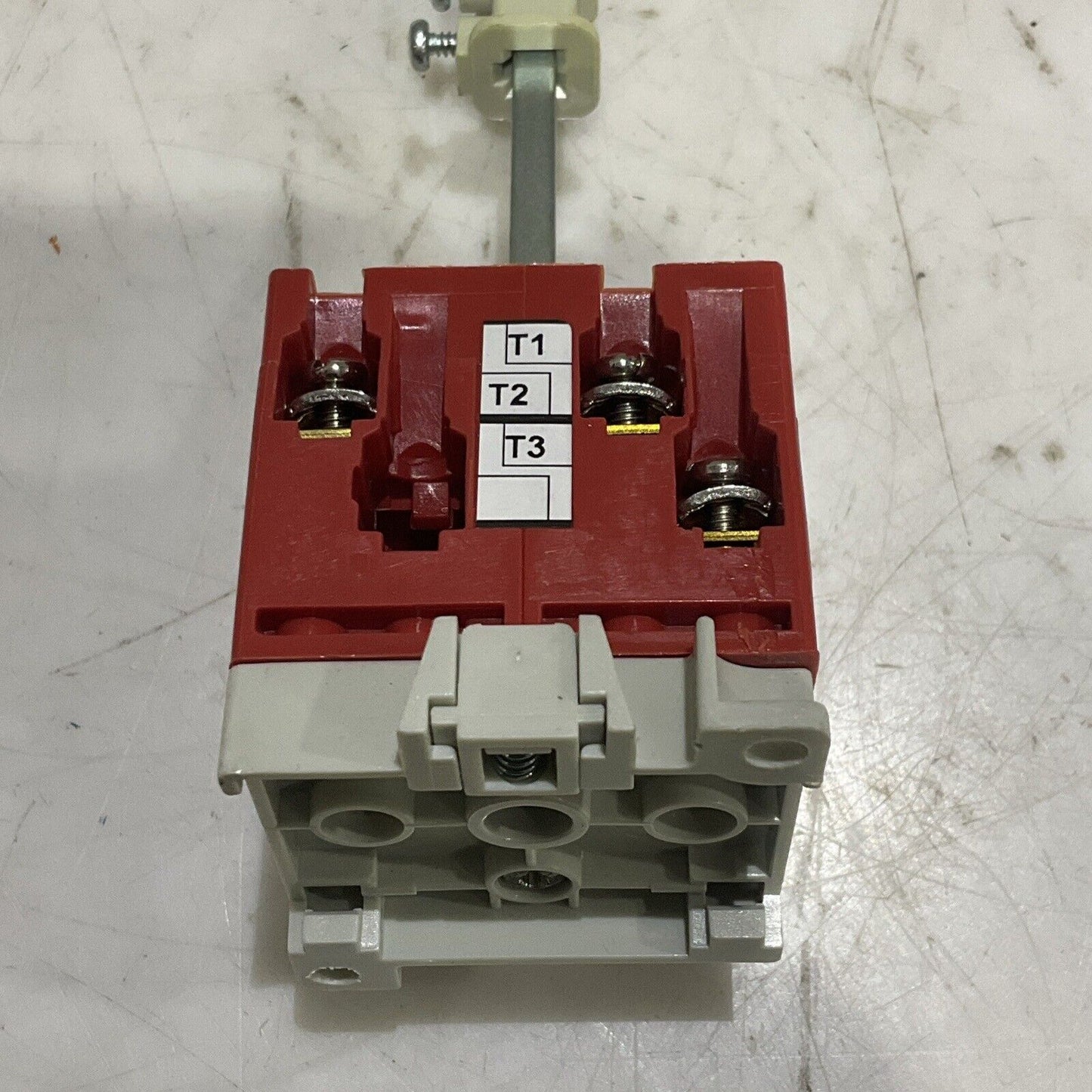 EEC AEG 31990755 E D1-3D 3 SD8-RG EMERGENCY DISCONNECT SWITCH U4M