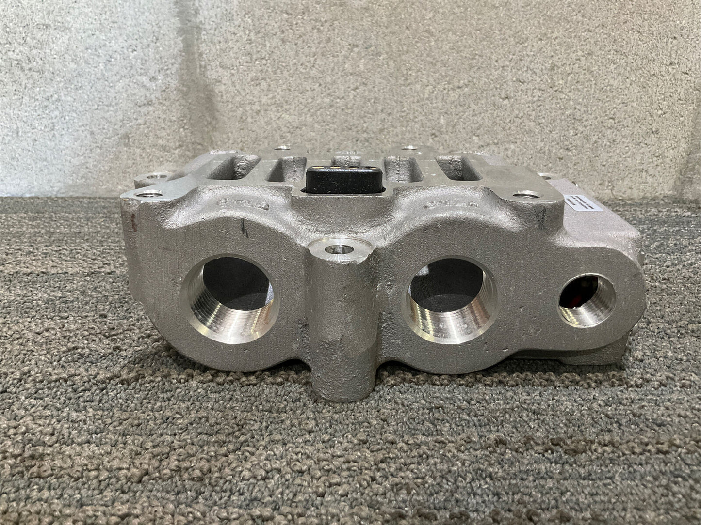 PARKER K022095 PNEUMATIC SOLENOID SUB BASE 222