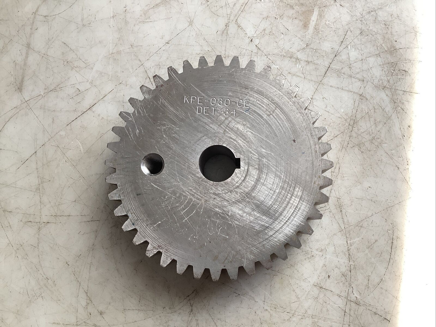 KPE-030-CE DET-34 SPROCKET 5/8IN BORE X 4-1/8IN DIA HHH - LOT OF 2