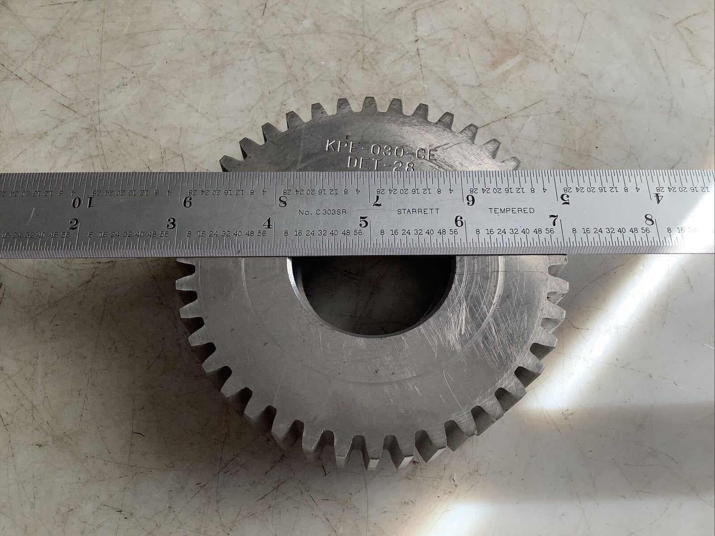 KPE-030-CE DET-28 SPROCKET 1-5/8IN BORE X 4IN DIA HHH - LOT OF 2