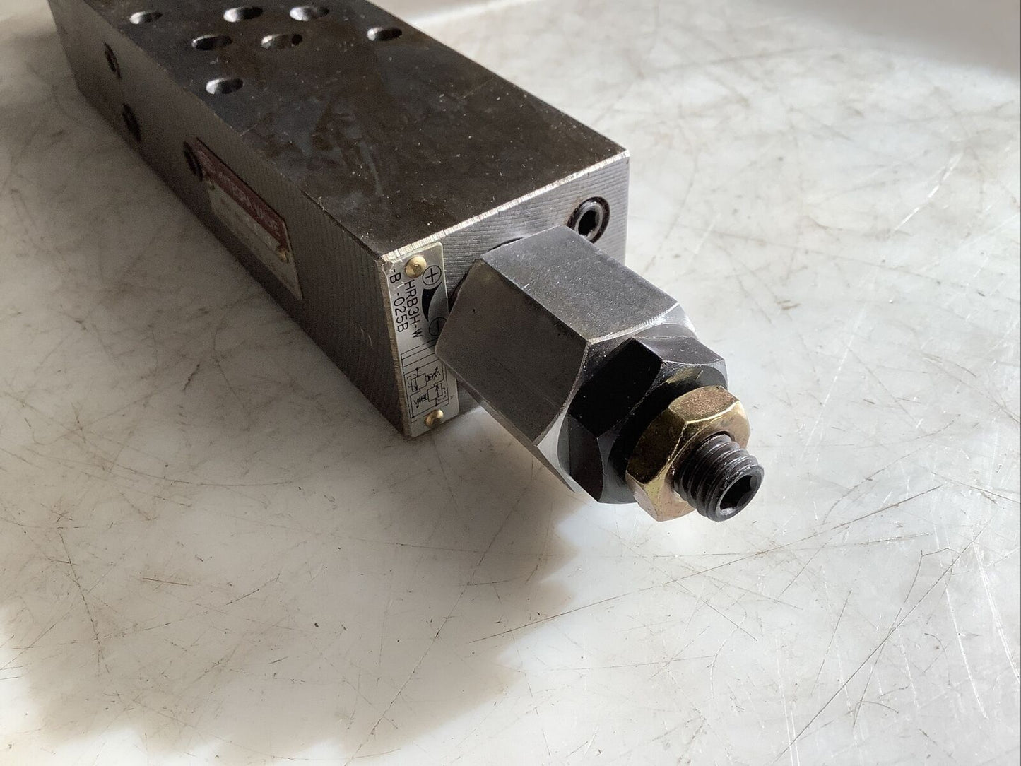 TOYOOKI HRB3H-W-B1-025B HYTEGRA VALVE HHH