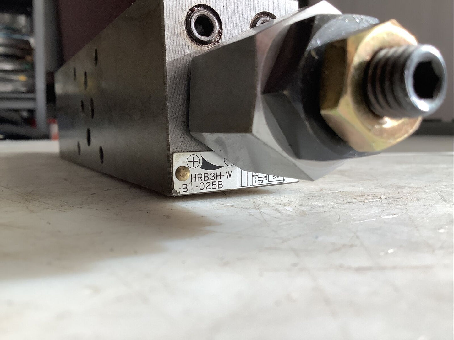 TOYOOKI HRB3H-W-B1-025B HYTEGRA VALVE HHH