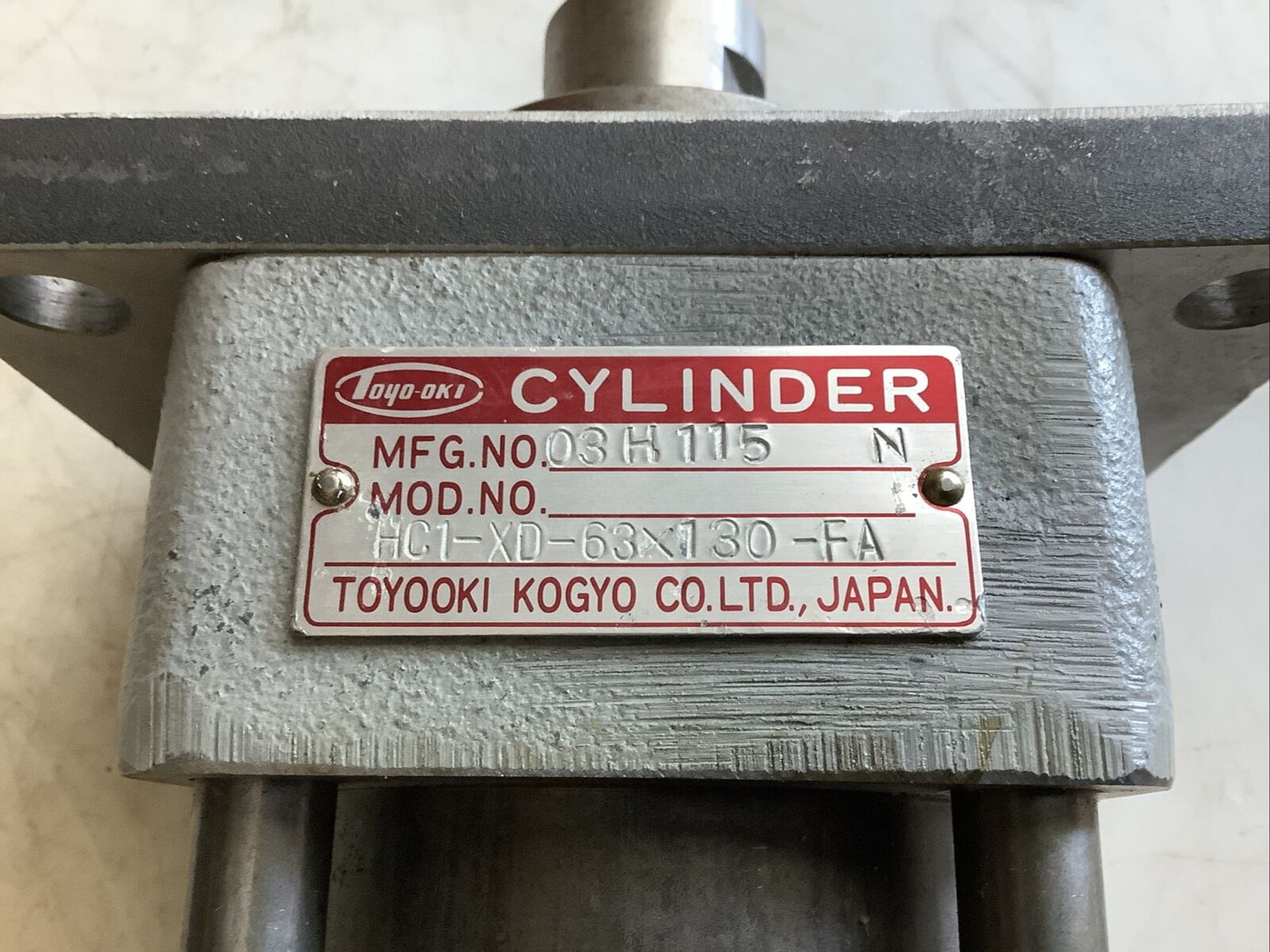 TOYOOKI HC1-XD-63X130-FA HYDRAULIC CYLINDER HHH