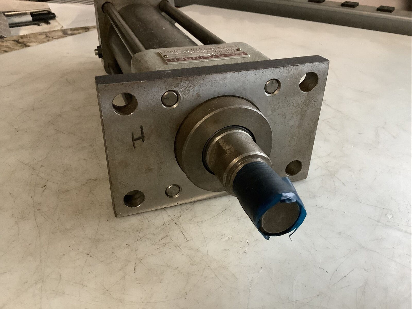 TOYOOKI HC1-XD-63X130-FA HYDRAULIC CYLINDER HHH