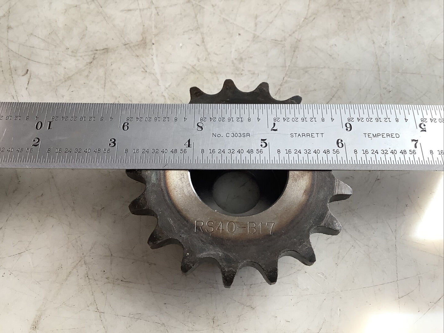 TSUBAKI RS40-B17 SPROCKET 11/16IN X 1-1/4IN BORE 3IN DIA HHH - LOT OF 2
