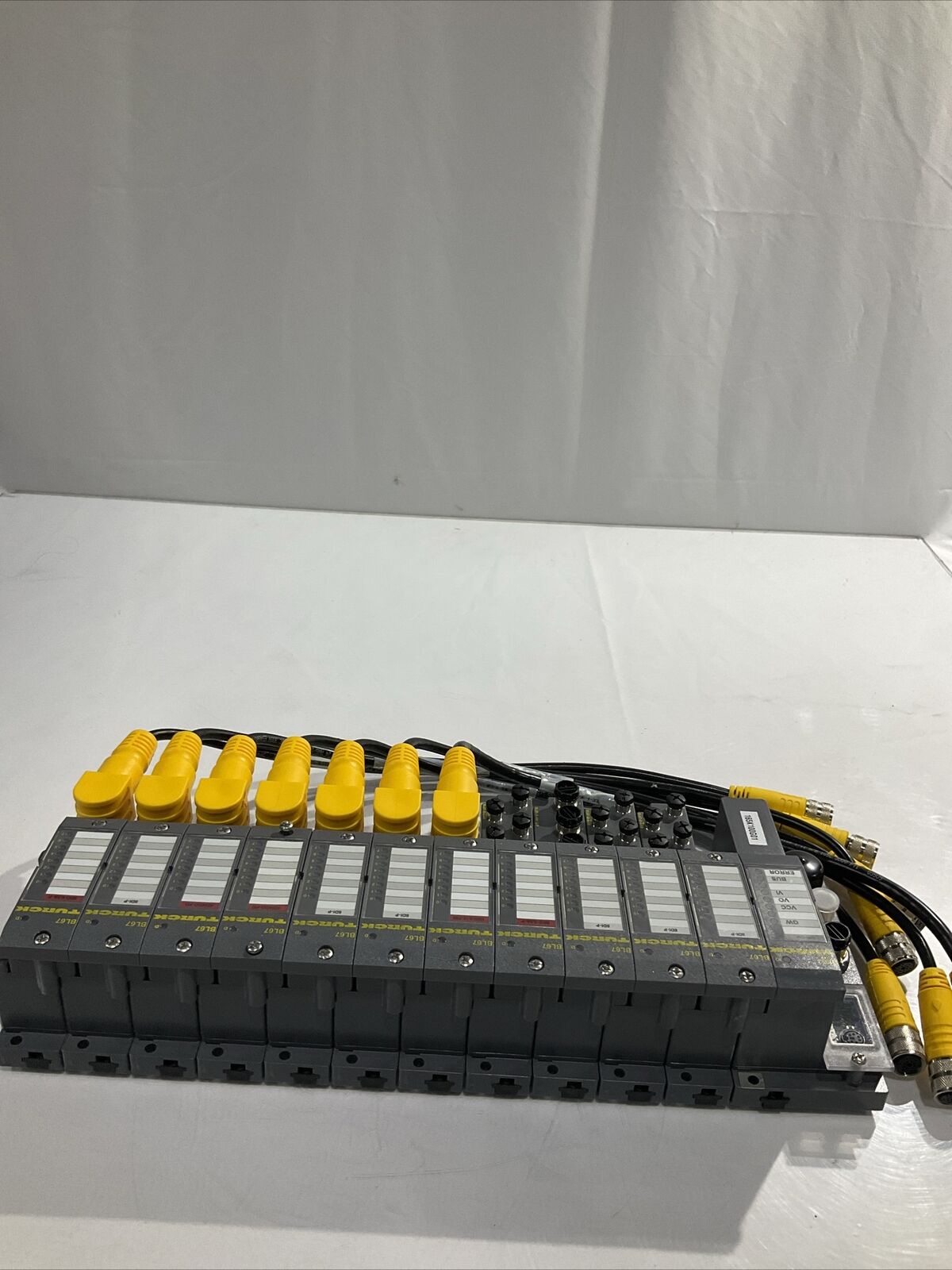TURCK BL67 TW-CO 8DI-P 8DO-0,5A-P BL67-B-4M12-P CANOPEN ASSEMBLY LOT OF 2 U3S