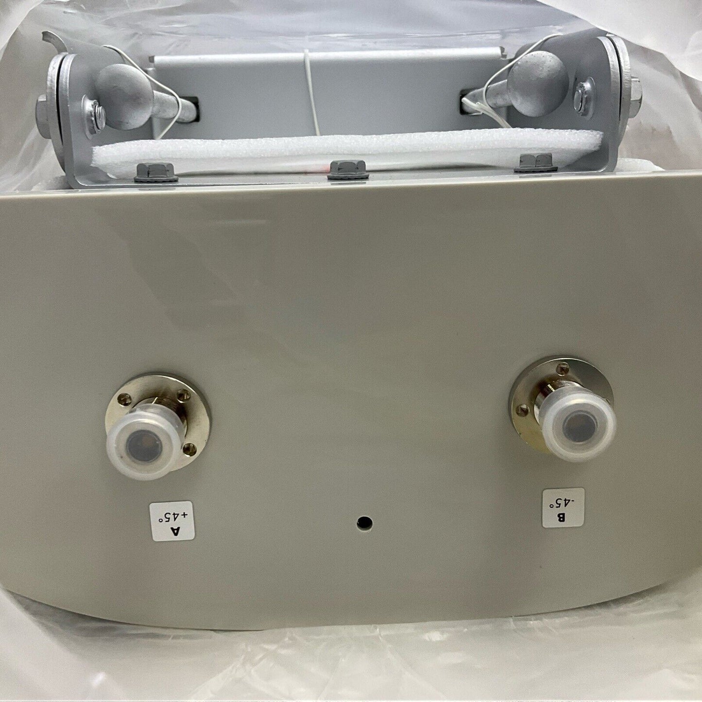 CAMBIUM NETWORK N009045D001A 13 dBi GAIN SECTOR ANTENNA 900 MHZ 65 DEGREE G7T