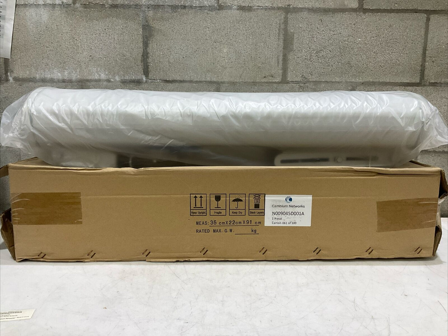 CAMBIUM NETWORK N009045D001A 13 dBi GAIN SECTOR ANTENNA 900 MHZ 65 DEGREE G7T