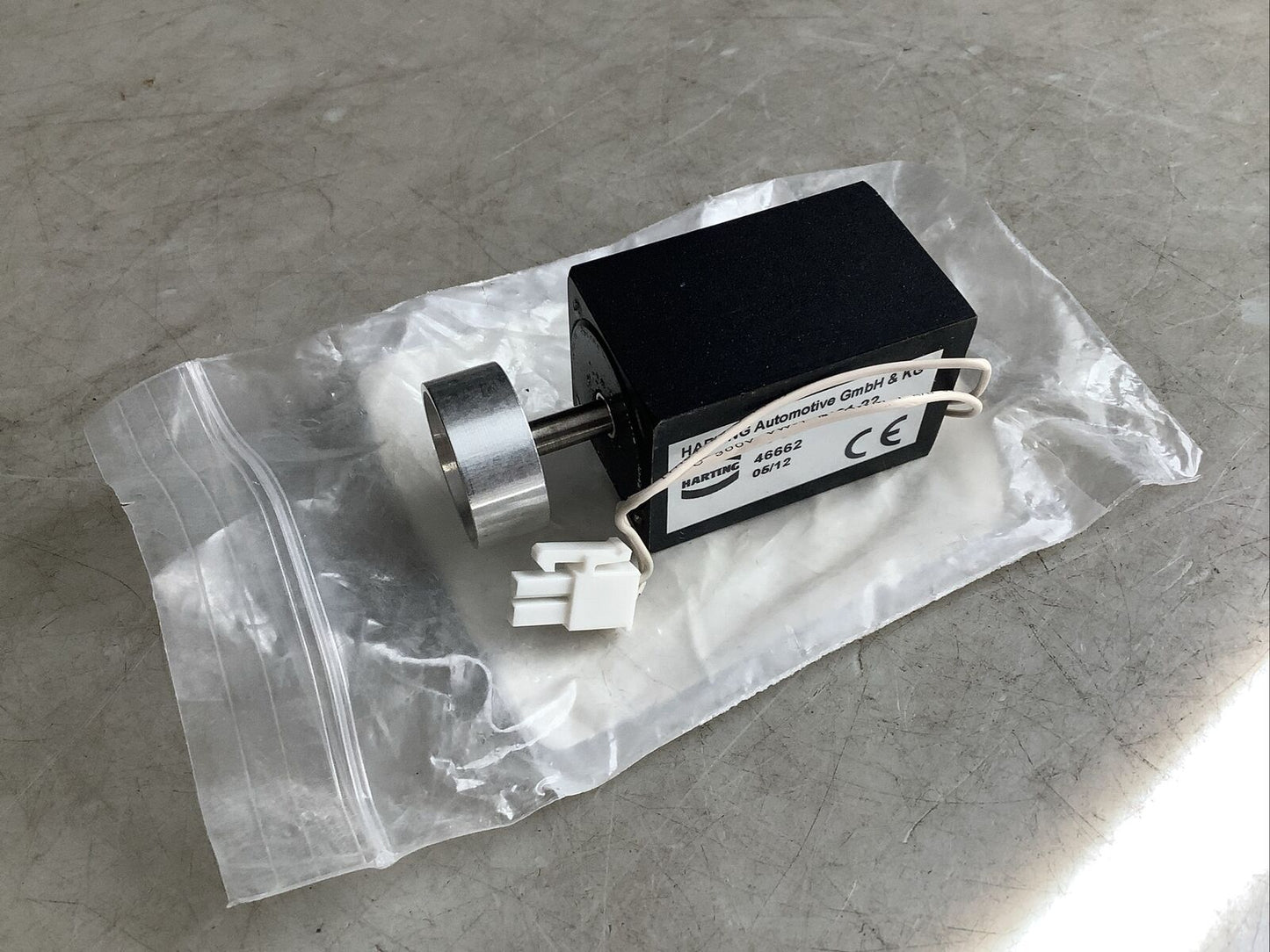 HARTING AUTOMOTIVE 08 335 0101 22 GMBH SOLENOID BUCKET MOTOR U3S