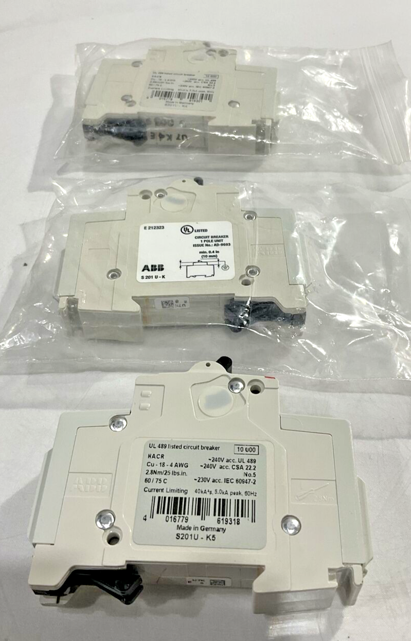 ABB 212323 CIRCUIT BREAKER 240V LOT OF 3 U3S
