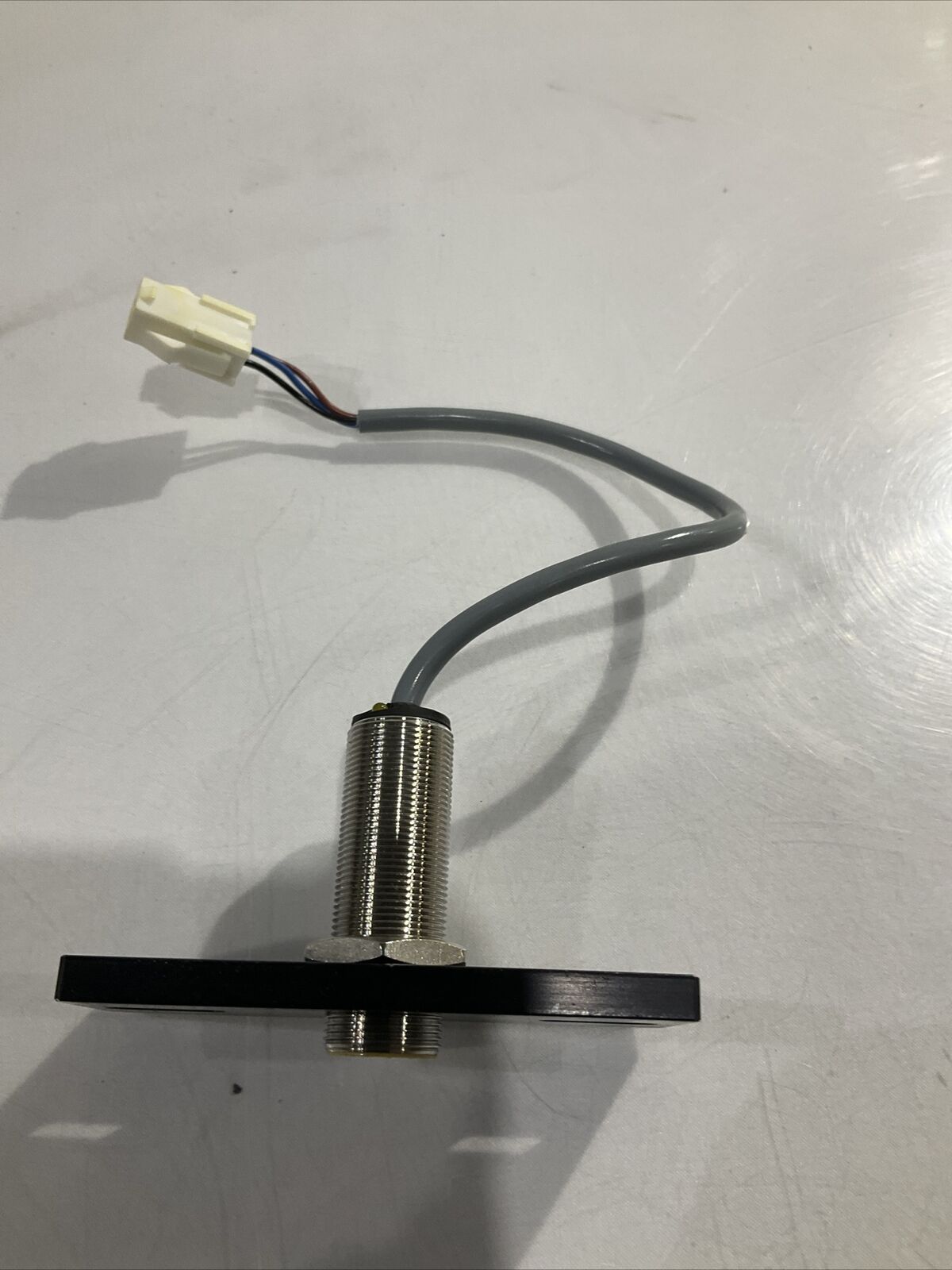 TURCK 162K761H01 INDUCTIVE SENSOR 10-30VDC/200MA LOT OF 2 U3S
