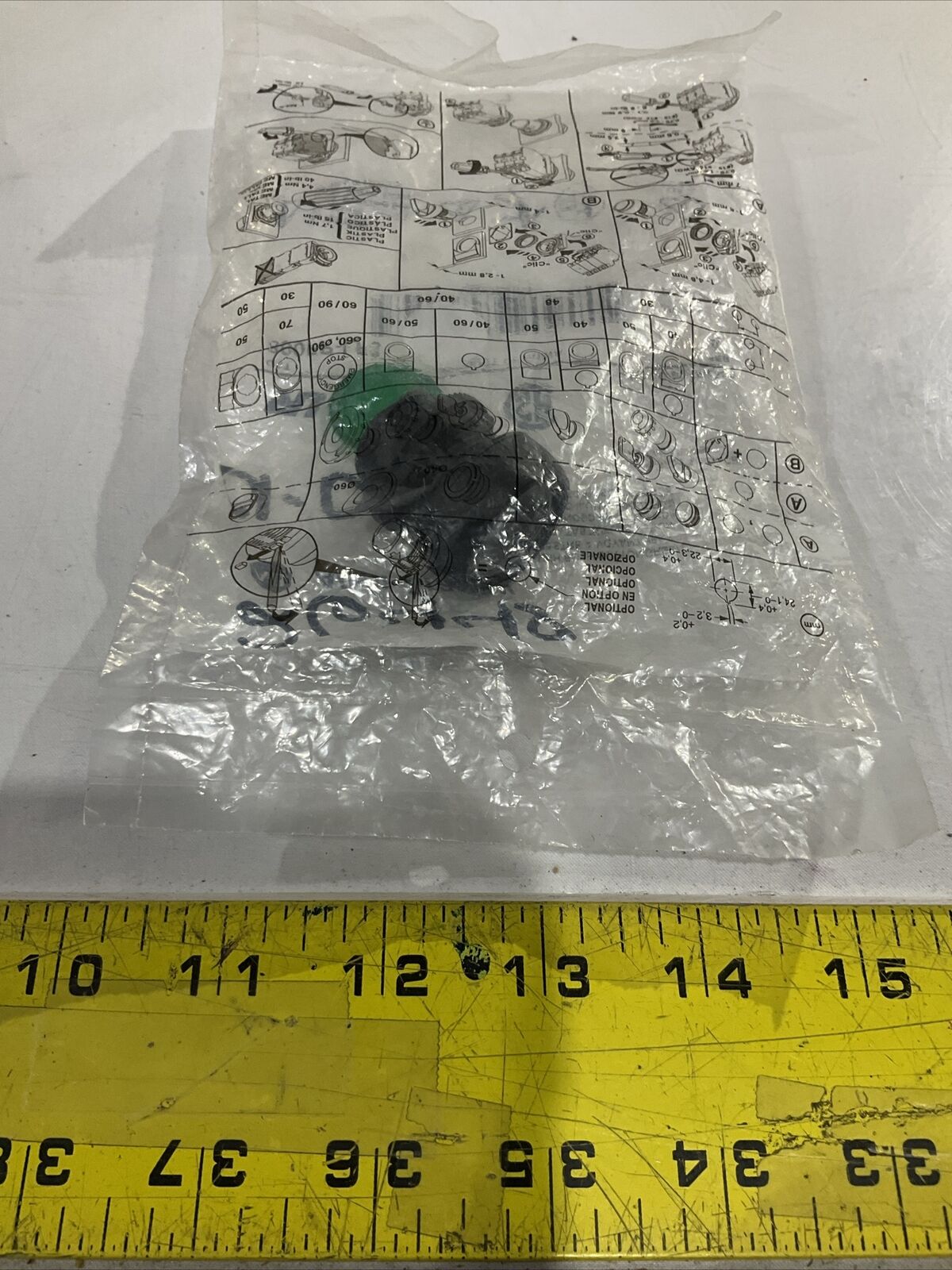 A-B ALLEN-BRADLEY 800FP-LF3 ILLUMINATED FLUSH PUSH BUTTON GREEN U4M