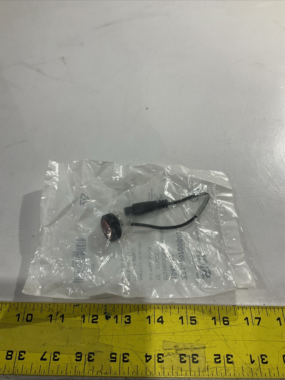 SICK ZT1-N0700S02 1042417 SENSOR PROXIMITY 10-30VDC U3S