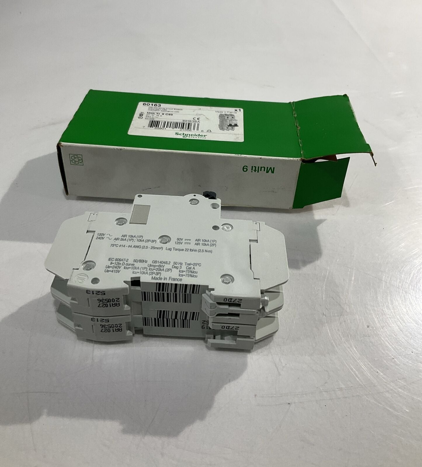 SCHNEIDER ELECTRIC 60163 CIRCUIT BREAKER 120V U3S