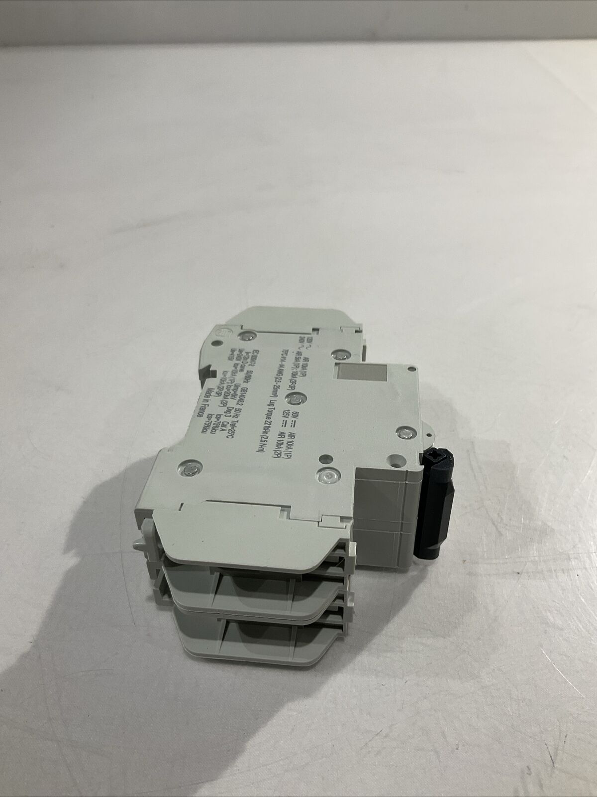 SCHNEIDER ELECTRIC 60163 CIRCUIT BREAKER 120V U3S