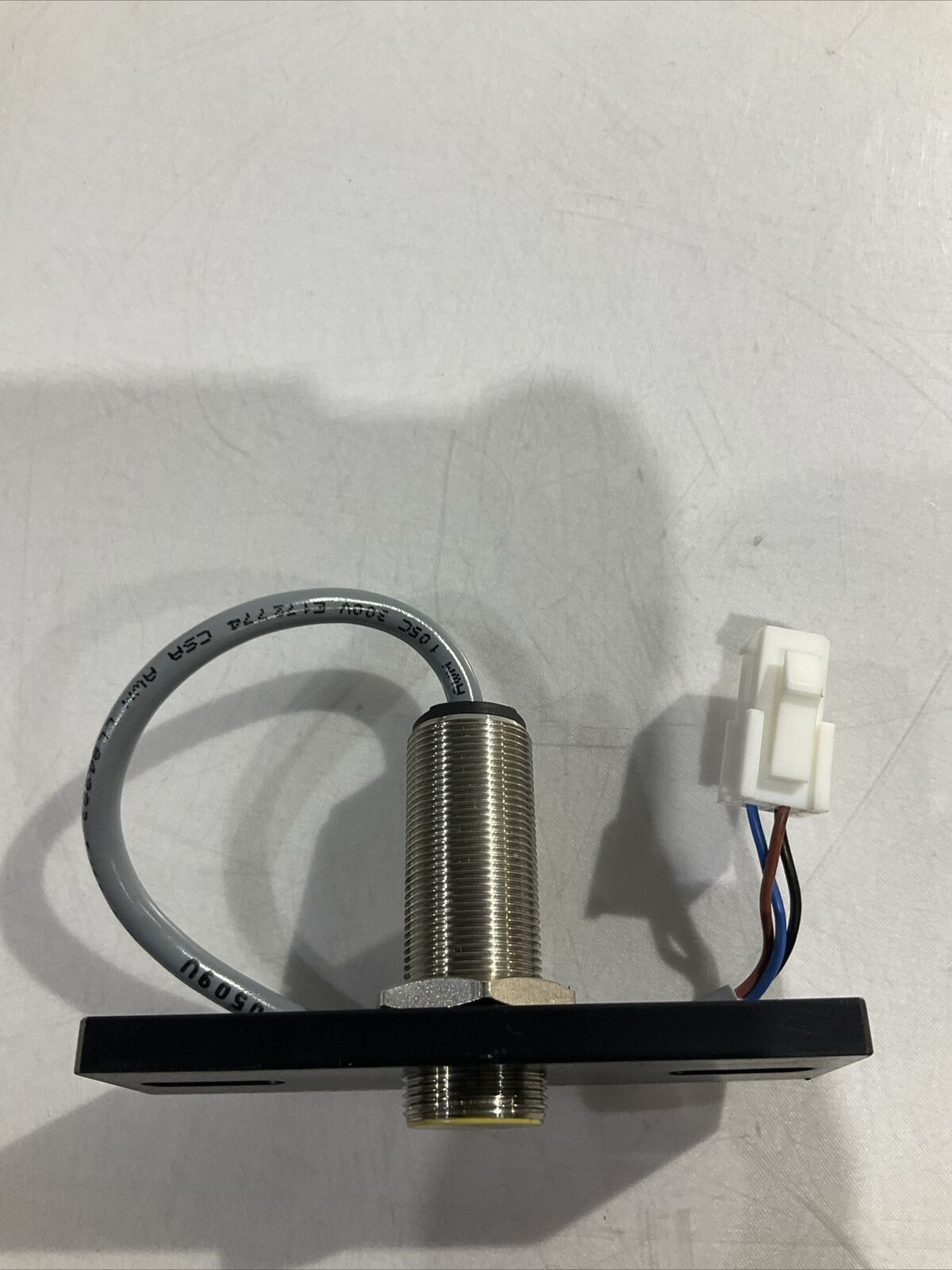 TURCK 162K761H01 INDUCTIVE SENSOR 300V U3S
