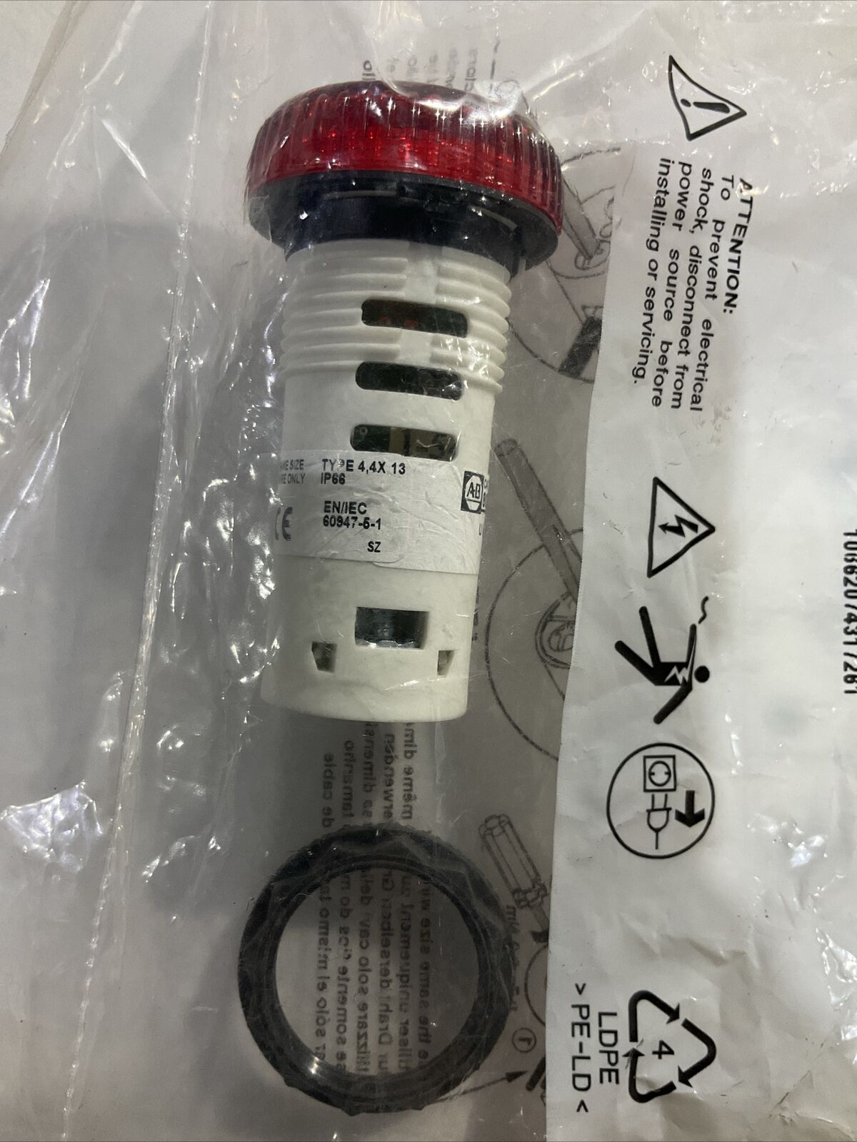 A-B 800FD-P4N3 PILOT LIGHT RED FLUSH LED 24VDC U3S