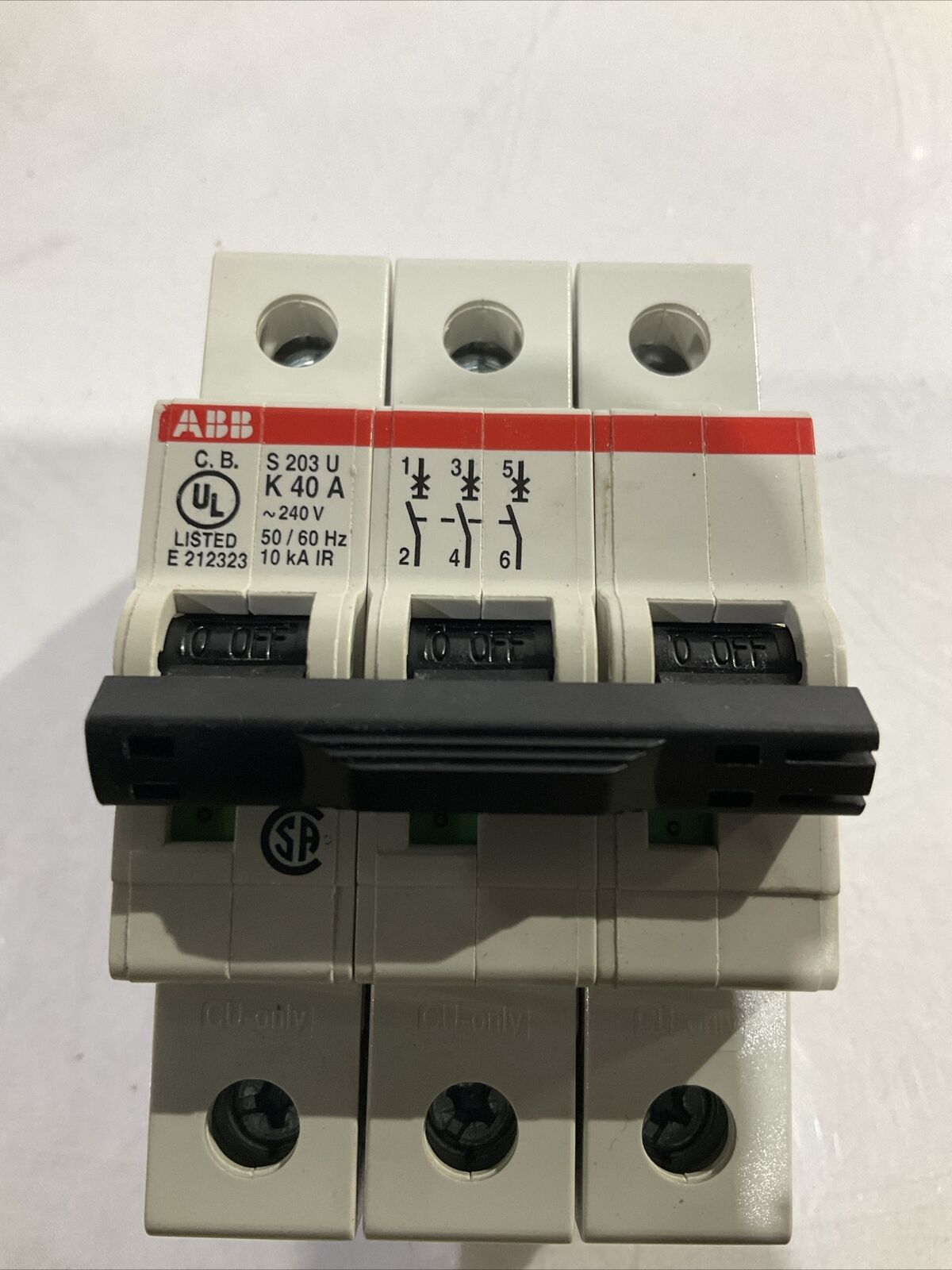 ABB E212323 3 POLE CIRCUIT BREAKER 40A 240V U3S