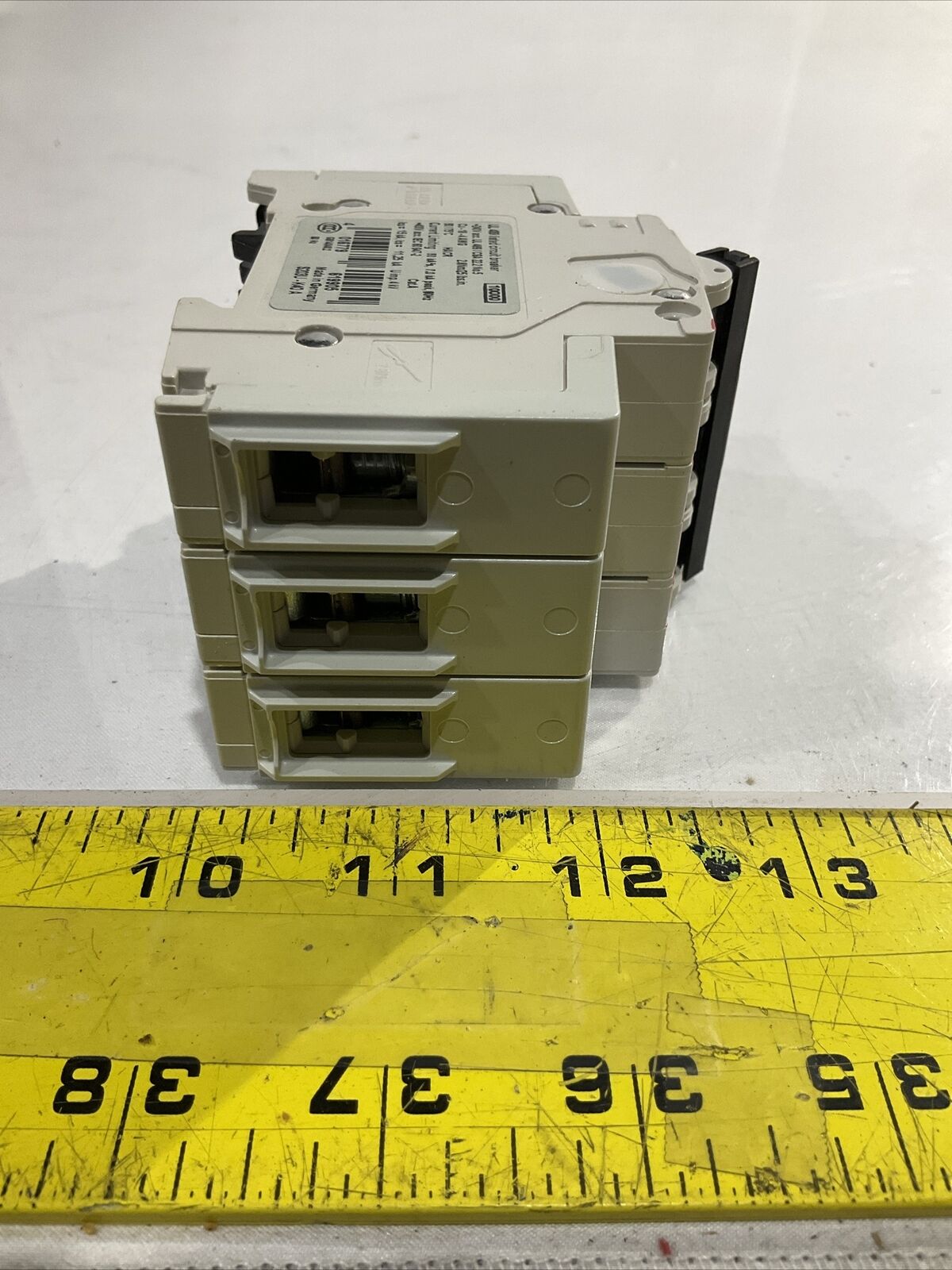 ABB E212323 3 POLE CIRCUIT BREAKER 40A 240V U3S