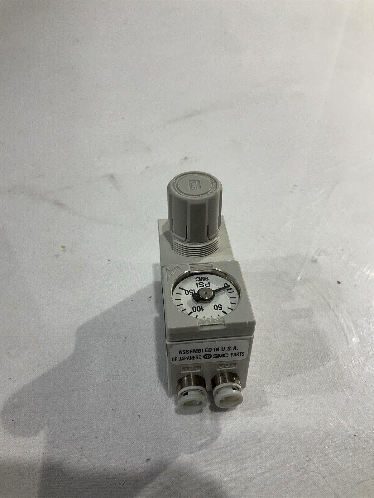 SMC ARM10F2-08G-Z SMC AIR MANIFOLD REGULATOR 7-100PSI LOT OF 2 U3S