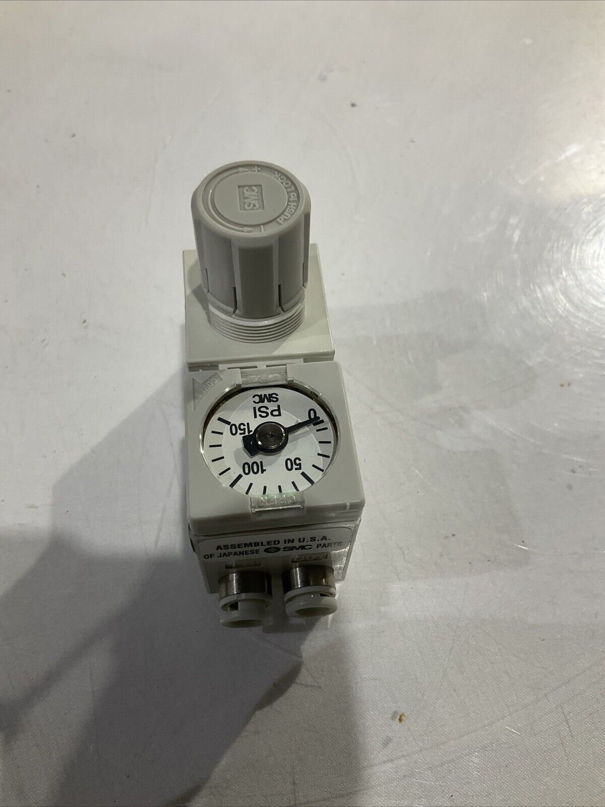 SMC ARM10F2-08G-Z SMC AIR MANIFOLD REGULATOR 7-100PSI LOT OF 2 U3S