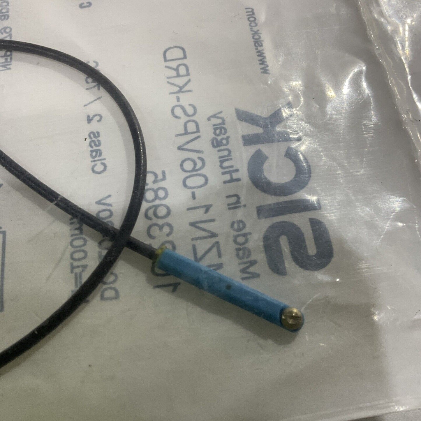 SICK 1023985 SENSOR MAGNETIC 10-30V LOT OF 2 U3S