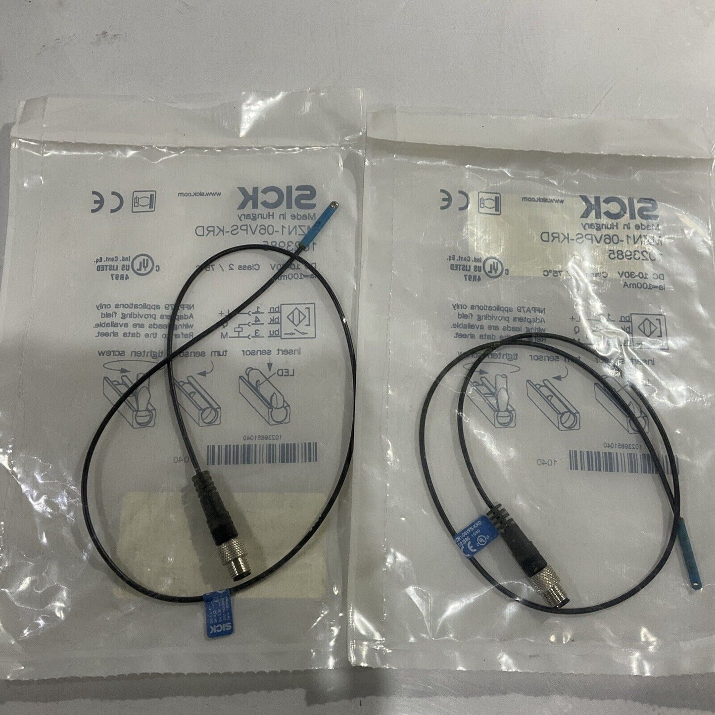 SICK 1023985 SENSOR MAGNETIC 10-30V LOT OF 2 U3S