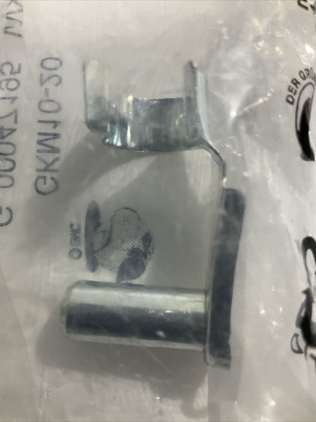 SMC GKM10-20 163K475H01 CLEVIS ROD MOUNTING W/CLIP U3S