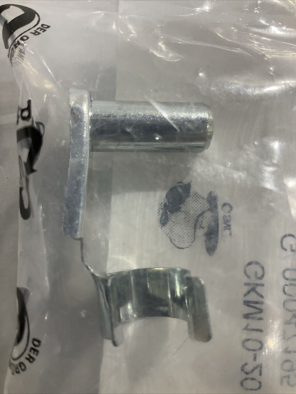 SMC GKM10-20 163K475H01 CLEVIS ROD MOUNTING W/CLIP U3S