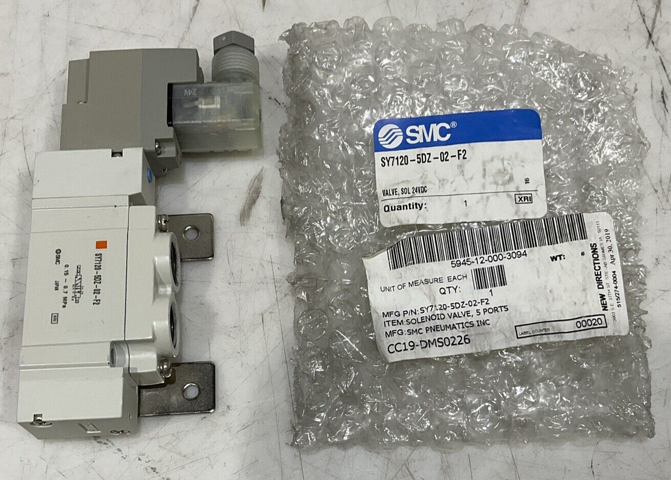 SMC SY7120-5DZ-02-F2 5 PORT SOLENOID VALVE U3S