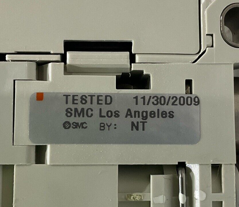 SMC VV5Q11-08C6FU0-NS-X50US 8 STATION PNEUMATIC MANIFOLD VALVE BLOCK U3S
