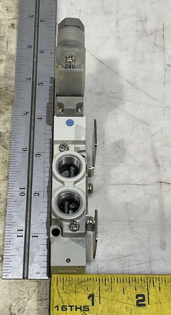SMC SY7120-5DZ-02-F2 5 PORT SOLENOID VALVE U3S