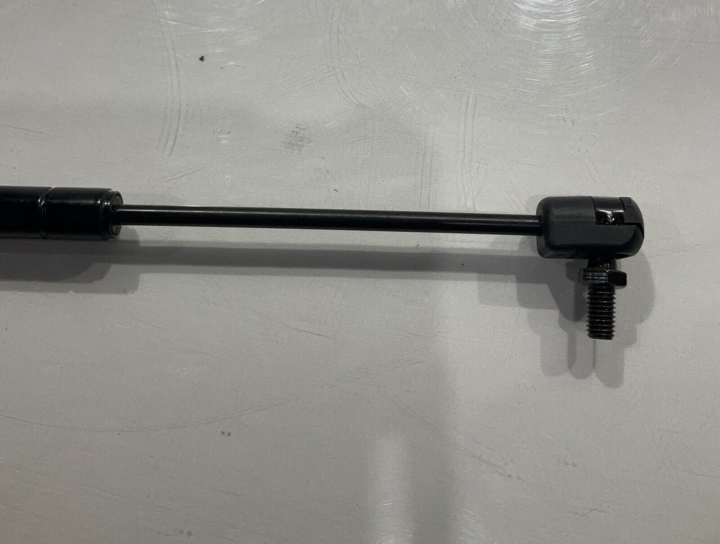 VOLUMELINE 66Z100039XX0267 60LB 150K753H20 SPRING GAS A=203 B=527 311N U3S
