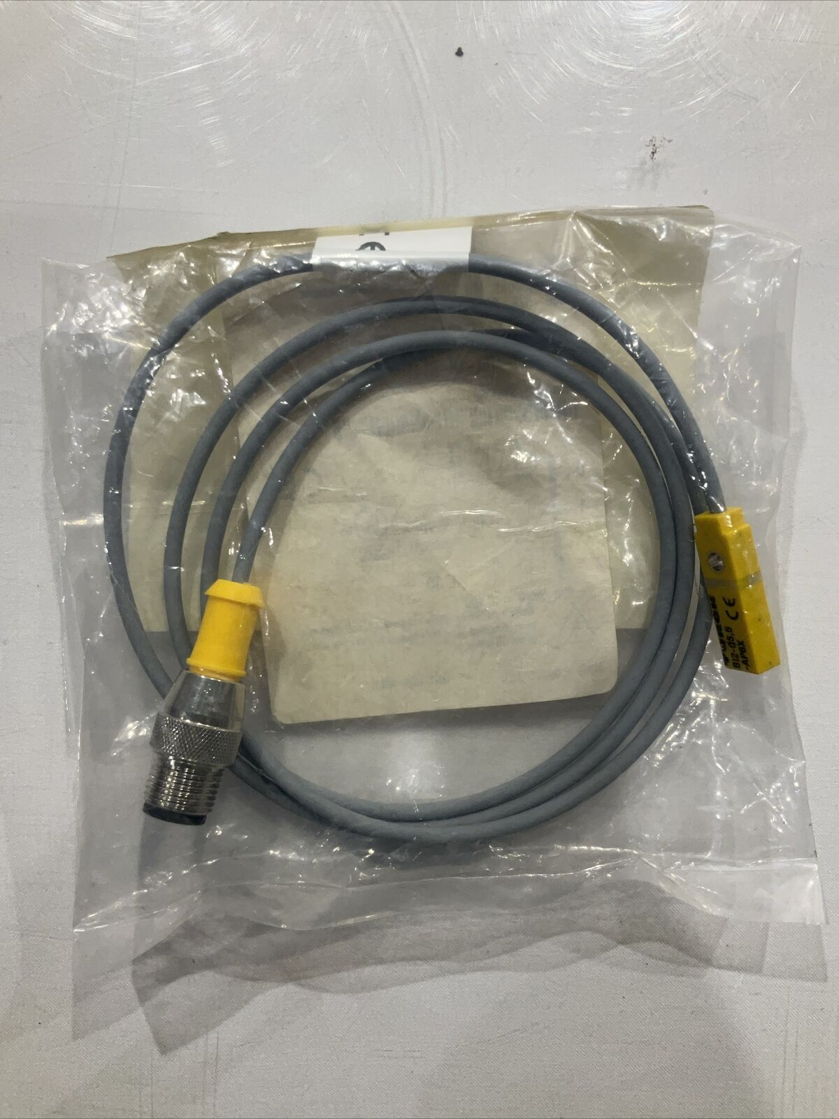 TURCK B12-Q5.5-AP6X-1M-RS4T SENSOR INDUCTIVE U3S