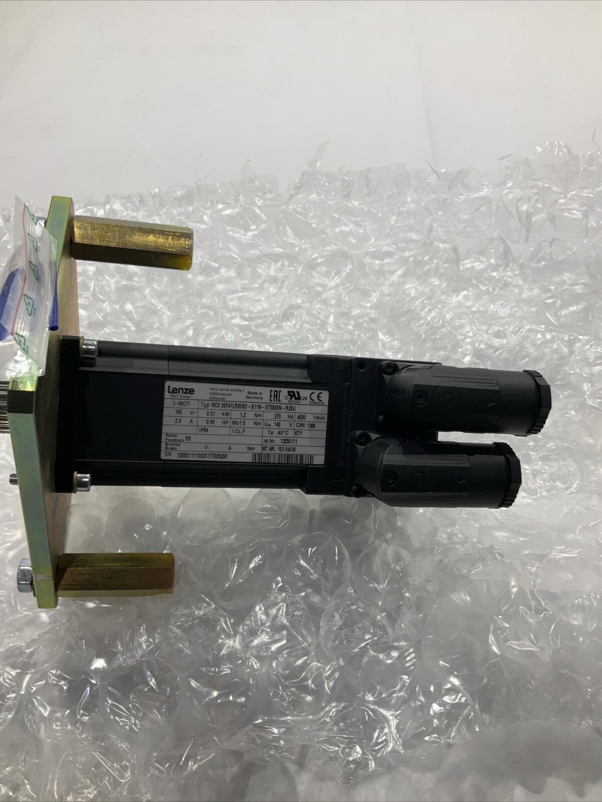 LENZE MCS 06F41LRS0B0-B11N MOTOR ASSY,PERFORATED BELT 165V U3S