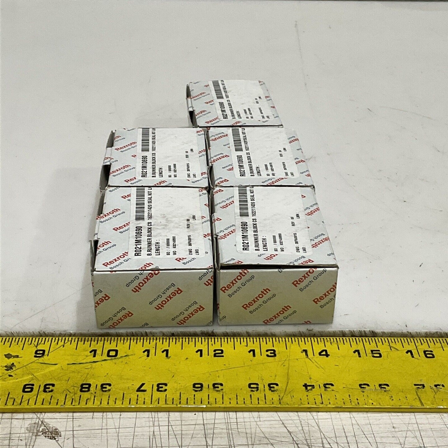 REXROTH R021M10690 RUNNER BLOCK SEAL KIT LOT OF 5 U3S