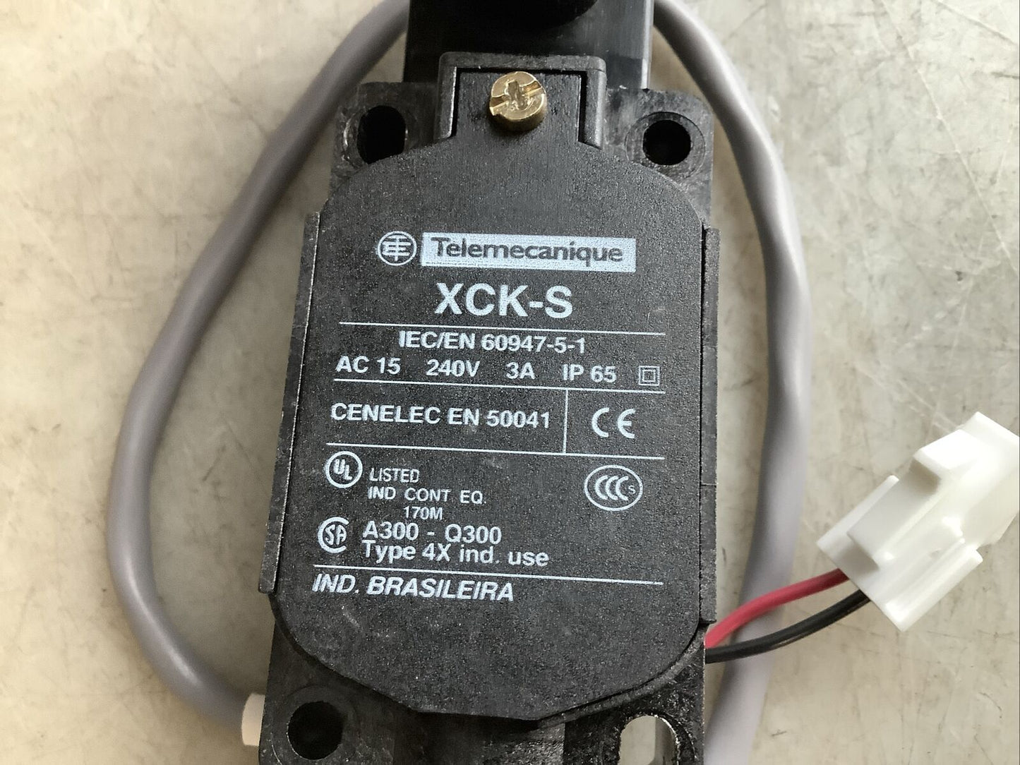 TELEMECANIQUE XCK-S IEC/EN 60947-5-1 SENSOR U3S