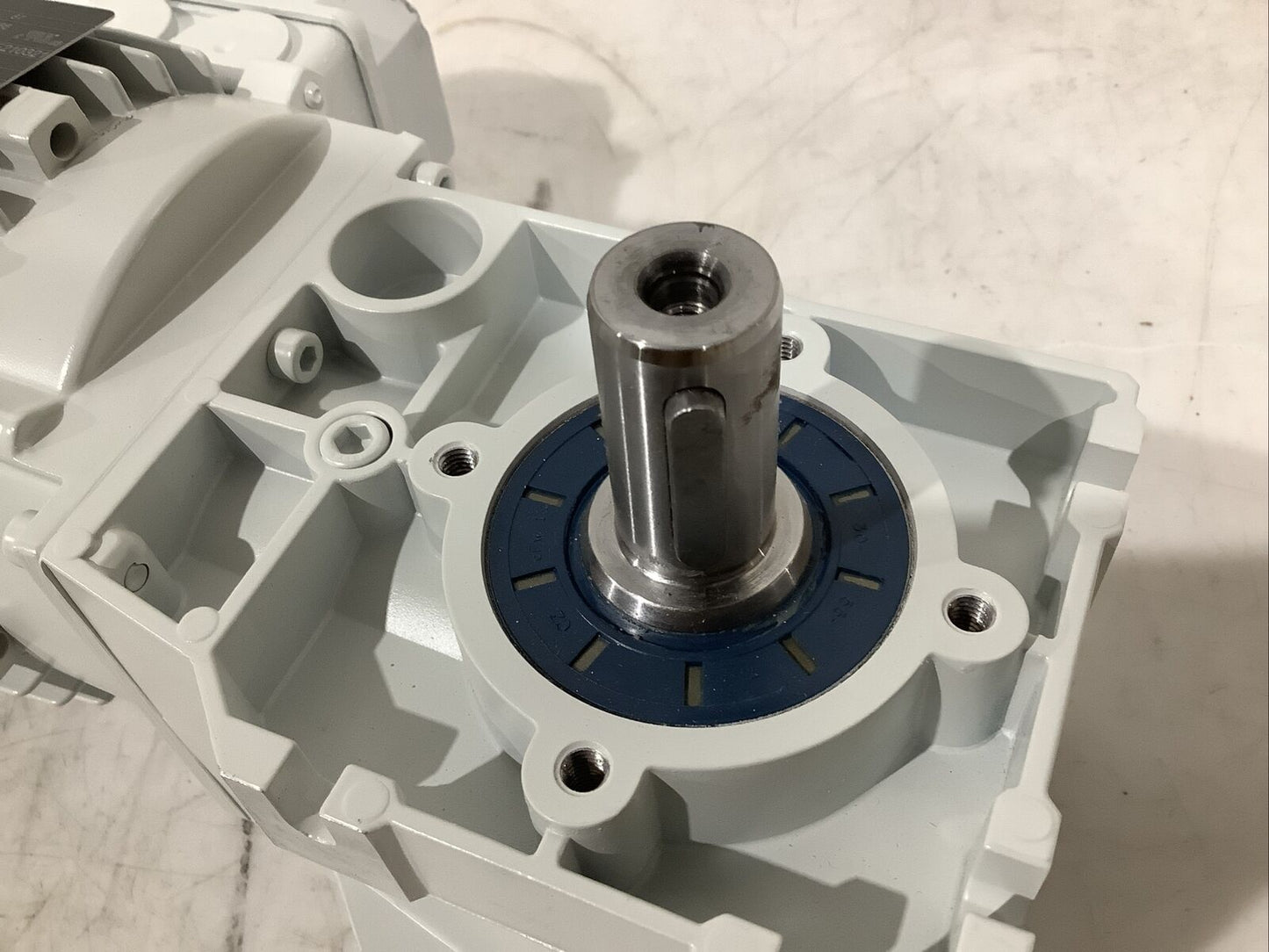 LENZE 3-MOT EN60034 G50AB04MVBR2C MDEMAXX071-32C0U GEARBOX MOTOR U3S